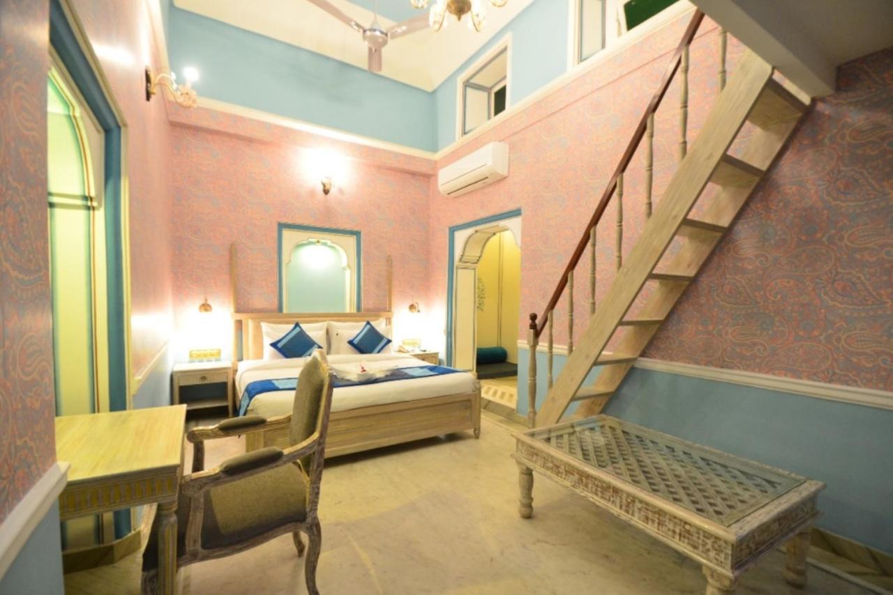 ג'איפור Nirbana Palace - A Heritage Hotel And Spa מראה חיצוני תמונה