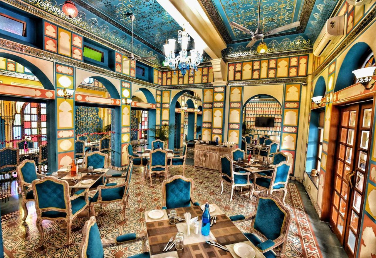 ג'איפור Nirbana Palace - A Heritage Hotel And Spa מראה חיצוני תמונה