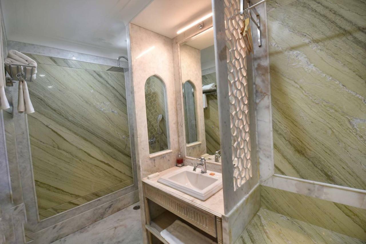 ג'איפור Nirbana Palace - A Heritage Hotel And Spa מראה חיצוני תמונה