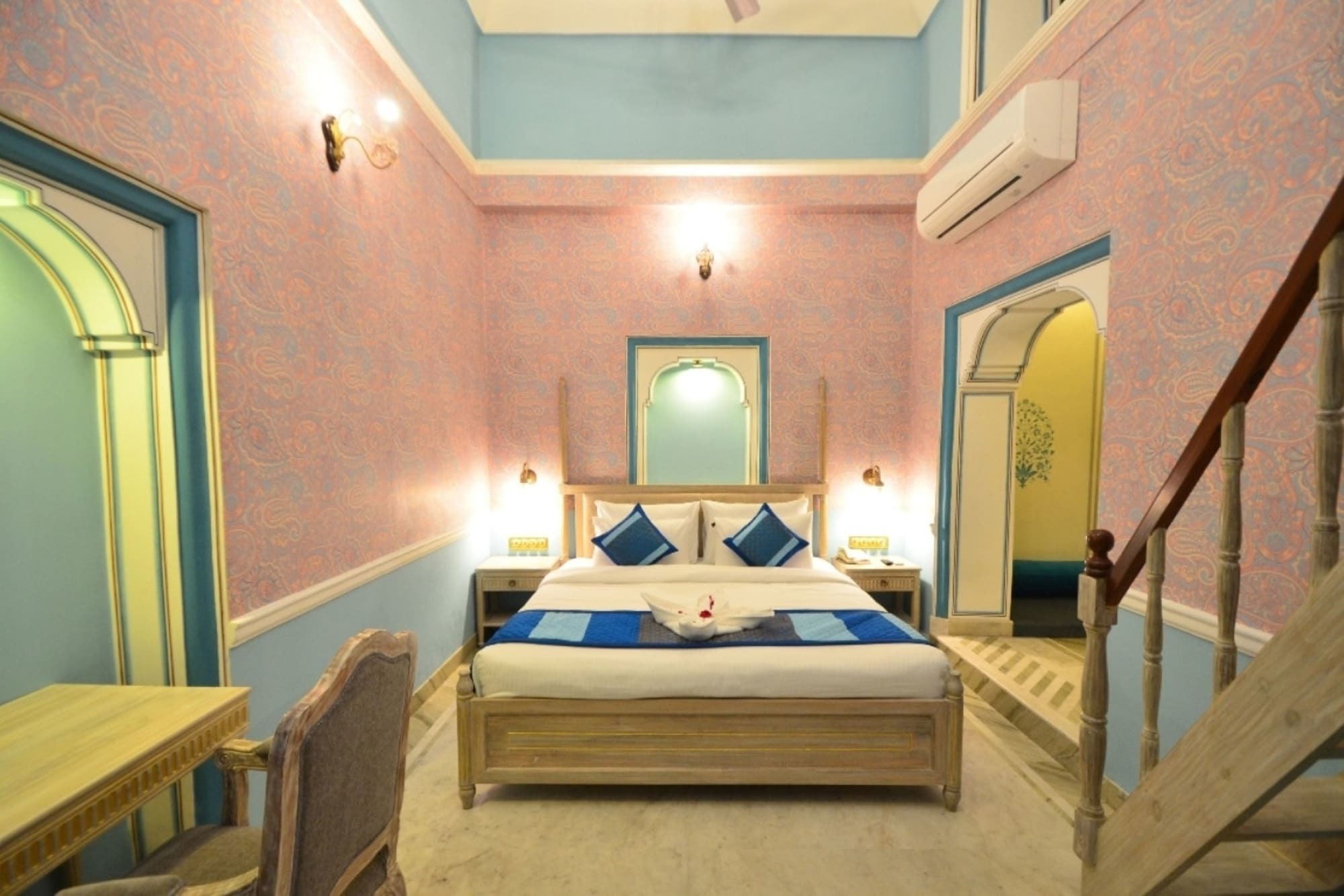 ג'איפור Nirbana Palace - A Heritage Hotel And Spa מראה חיצוני תמונה